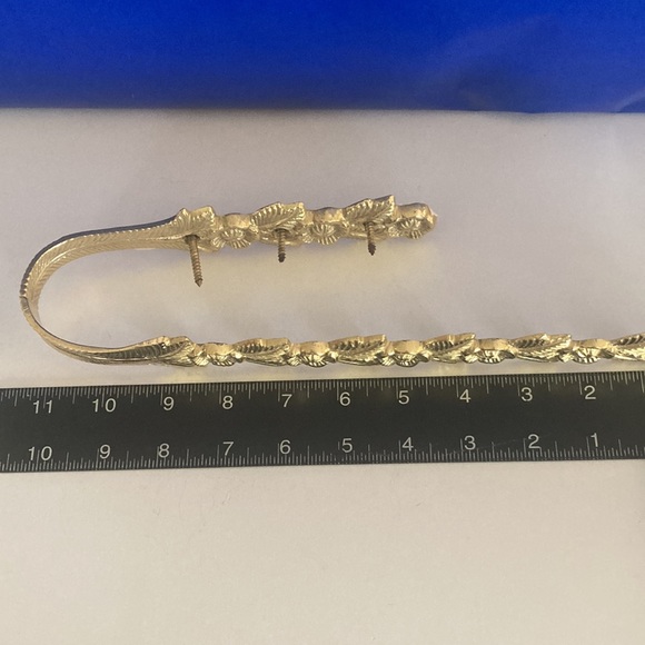 LARGE SOLID BRASS PAIR OF CURTAINS TIEBACKS - Picture 6 of 9